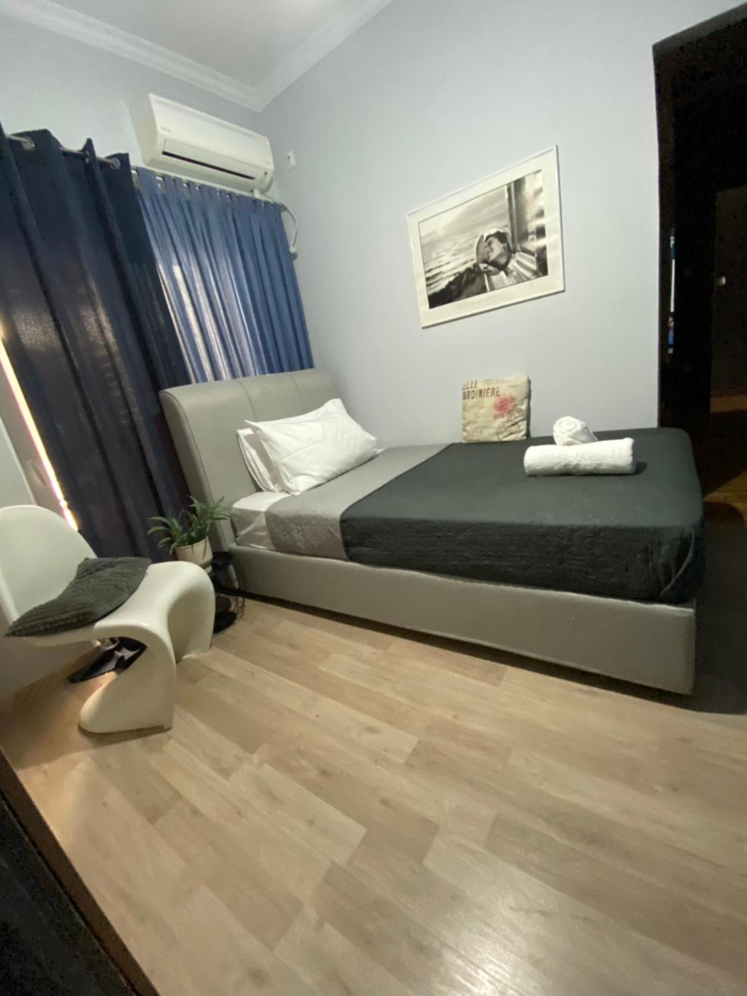 Appartamento Marina Zeas Seaview House-Marinaq Pireo Esterno foto